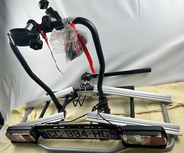Porte-Vélo d'Attelage Menabo 2 Vélos - Robuste & Rapide