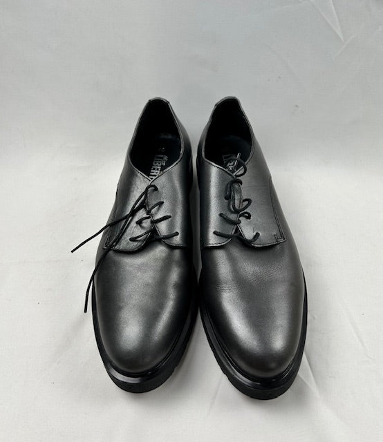 LIBERTO Derbies à lacets crantées Liberto noir femme