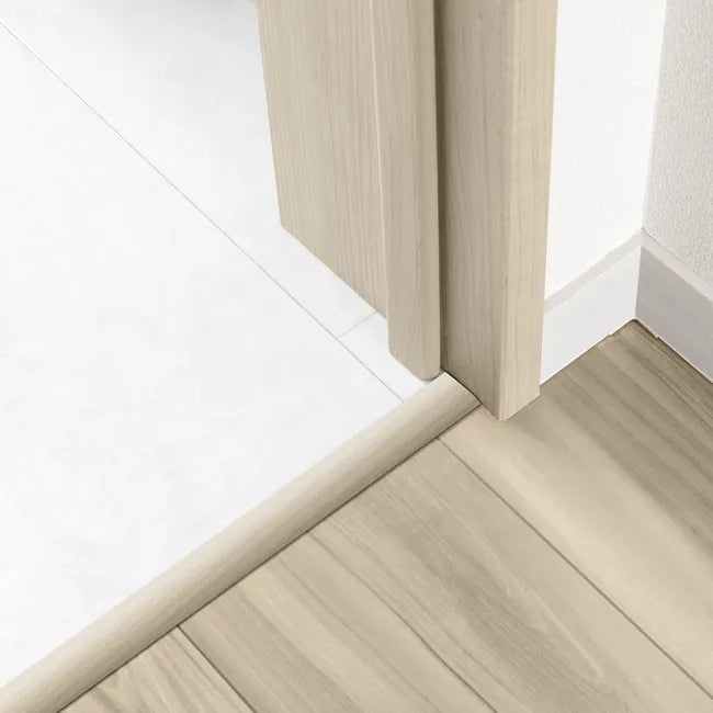Barre de seuil 4 en 1 alu plaqué chêne blanc à fixer, l.4.7 cm x L.83 cm ARTENS