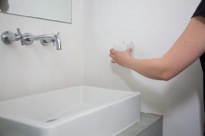 Lot de 8 languettes adhésives résistantes à l'eau COMMAND, blanc