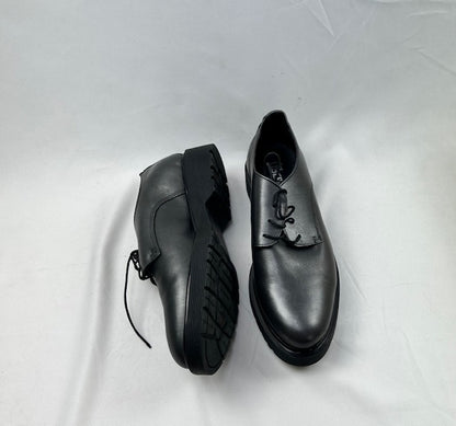 LIBERTO Derbies à lacets crantées Liberto noir femme